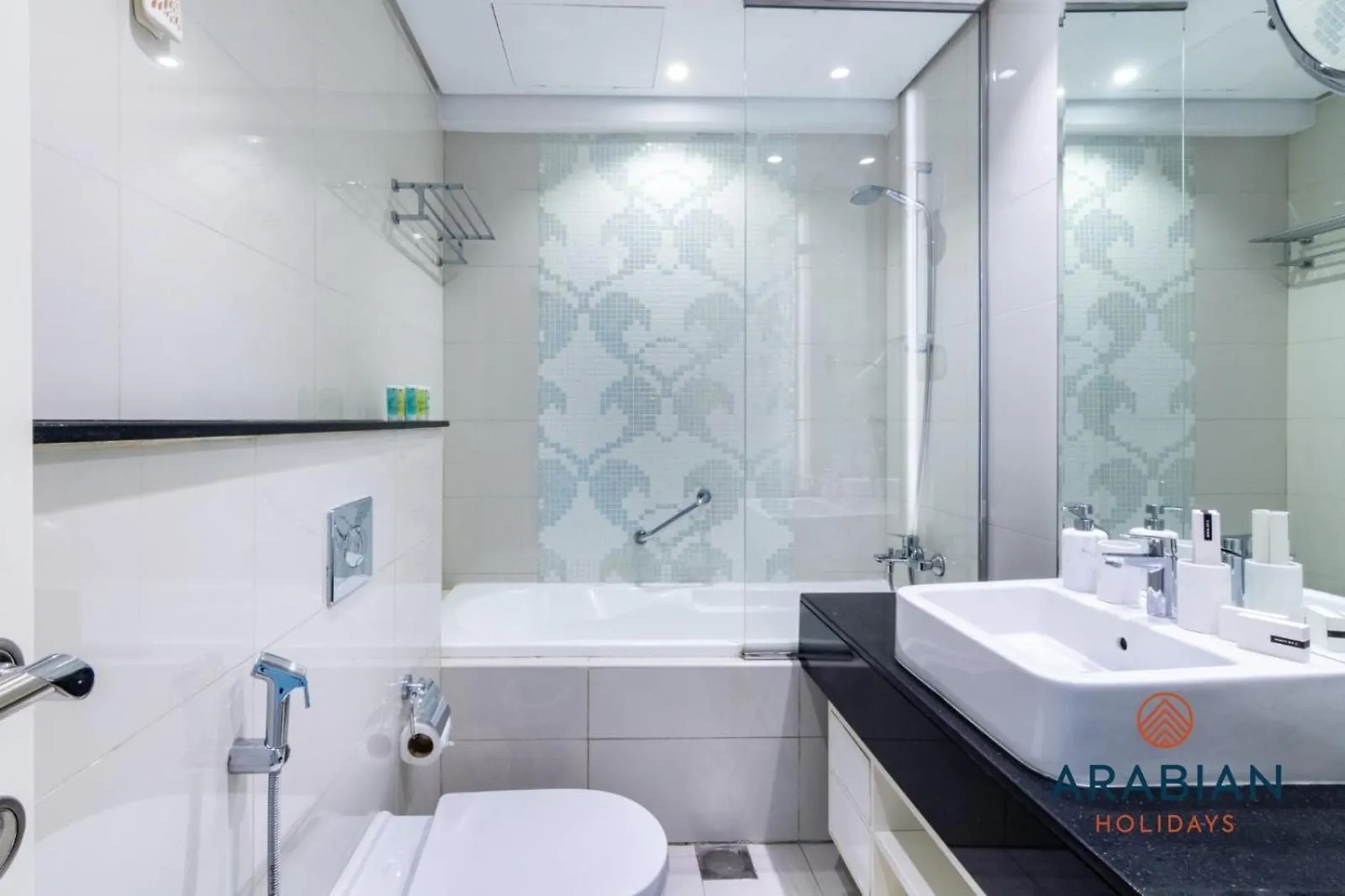 Flawless 2Br In Business Bay Dubai - Partial Burj And Full Canal View United Arab Emirates
